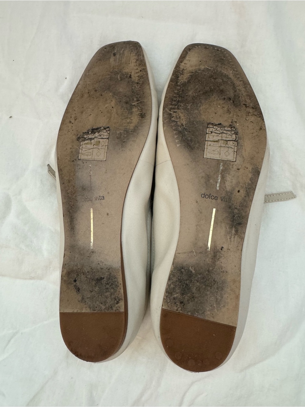Dolce Vita Cream Mary Jane Flats - Picture 5 of 5